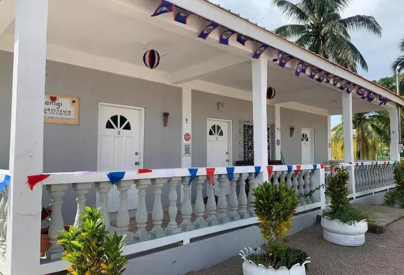 Majatalo Wanigi Guesthouse