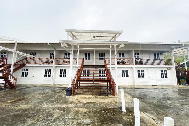 فندق Oyo 90329 Bridge House Homestay