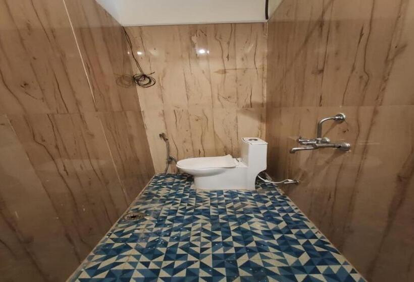 호텔 Pop 82375  Green Star