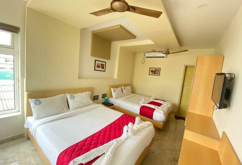 ホテル Sangeeth Palace