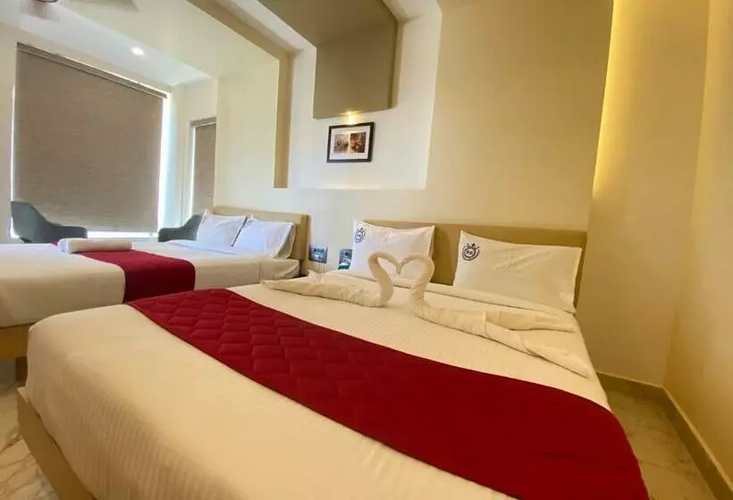 Hotelli Sangeeth Palace