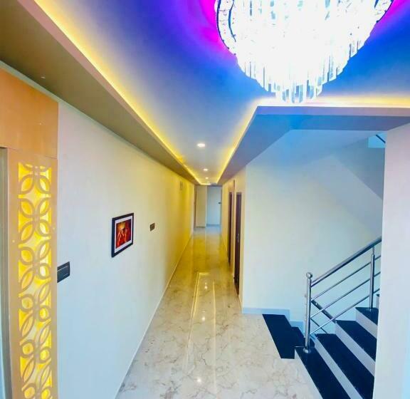 ホテル Sangeeth Palace