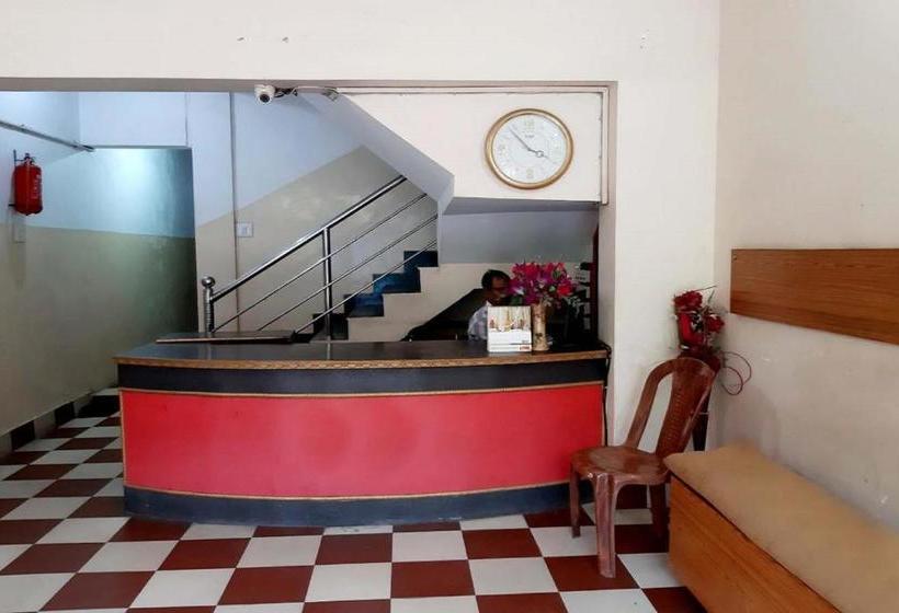 호텔 Goroomgo Star Lodge Puri