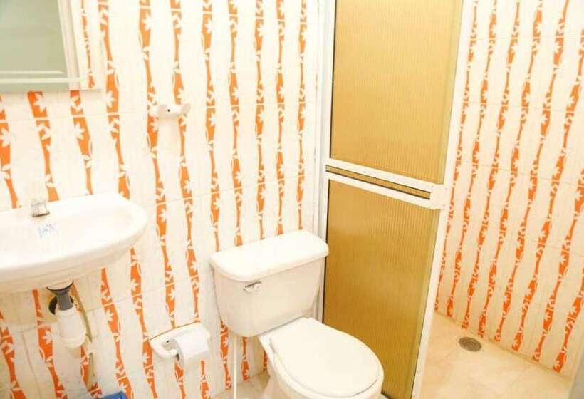 پانسیون Hostal Casa Mebi