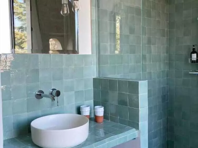 Majatalo Chambres D Hôtes   La Maison 19