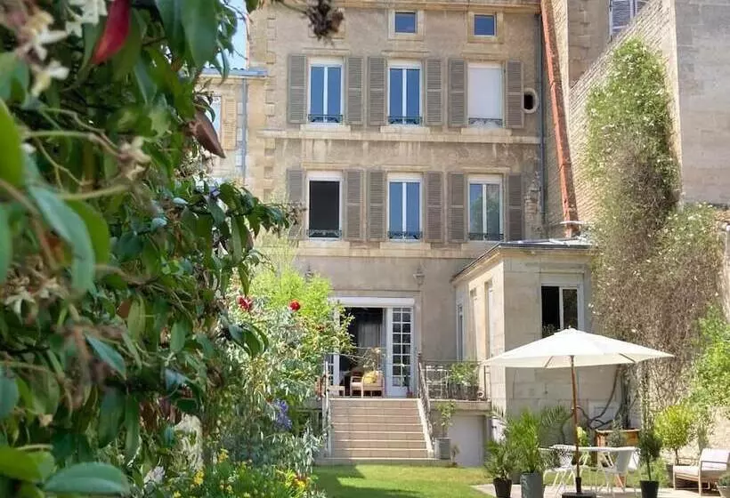 Majatalo Chambres D Hôtes   La Maison 19