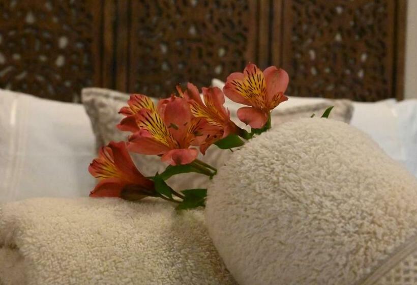 Pensió Luxury Family En Suite @ 4 Star Guest House