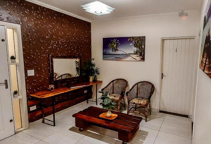 פנסיון Pousada Oásis