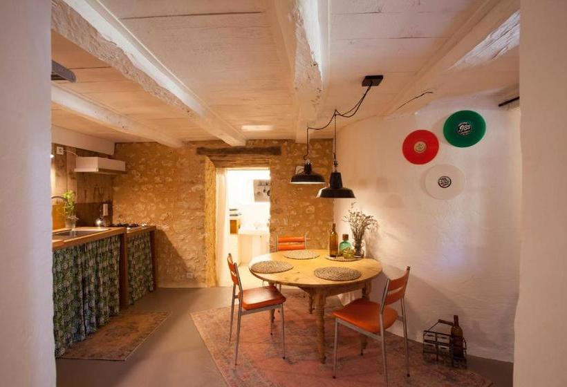 Пансион Y Revenir