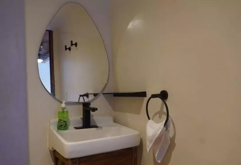 Aamiaismajoitus (B&B) Casa Playa Del Amor