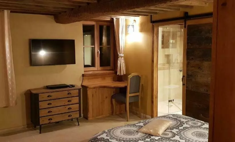 Aamiaismajoitus (B&B) L Attegia Lia