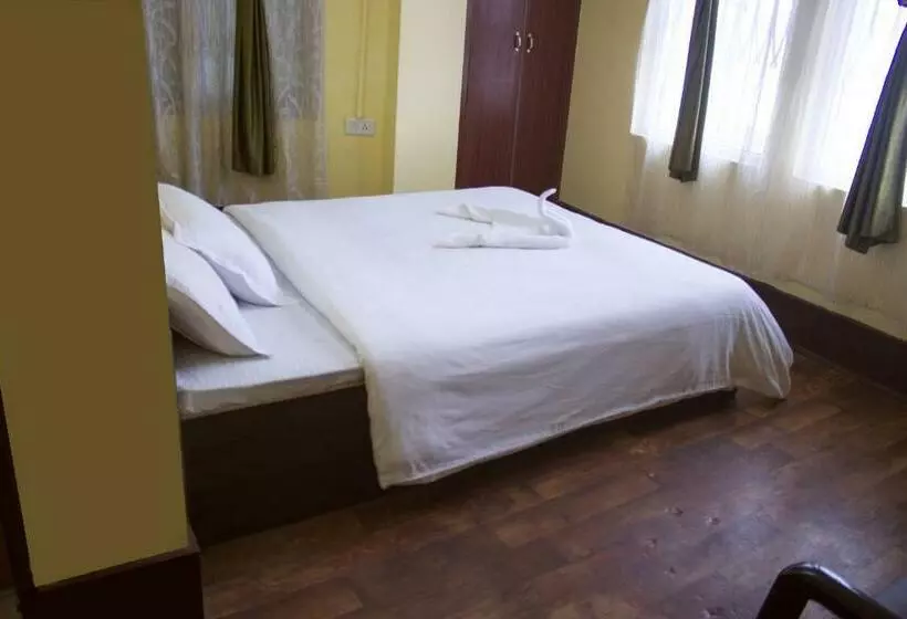 Hotelli Sherpa Brothers Urban Homestay