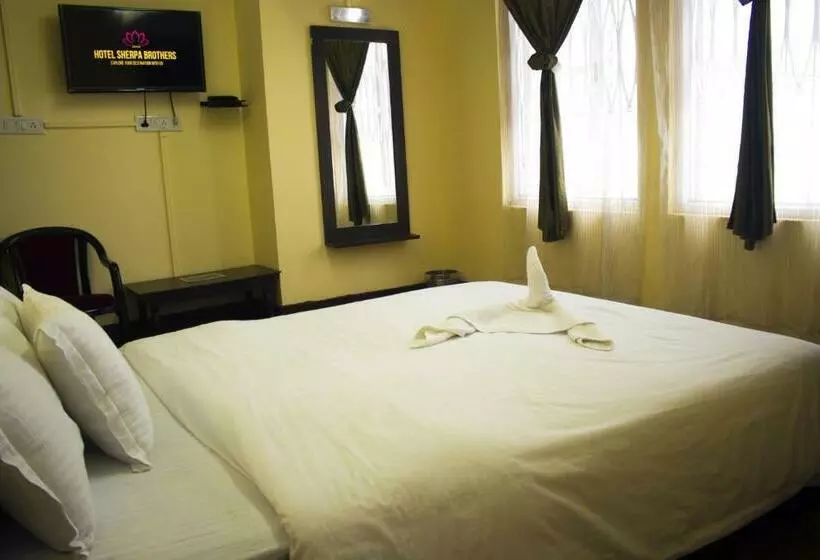 Hotelli Sherpa Brothers Urban Homestay