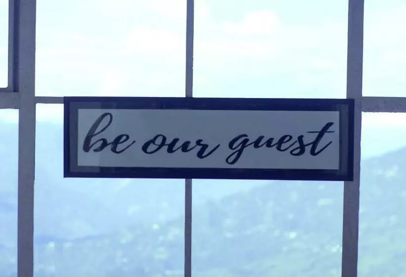 Hotelli Sherpa Brothers Urban Homestay