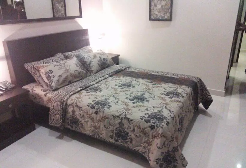 Hotel Silver Sand Multan