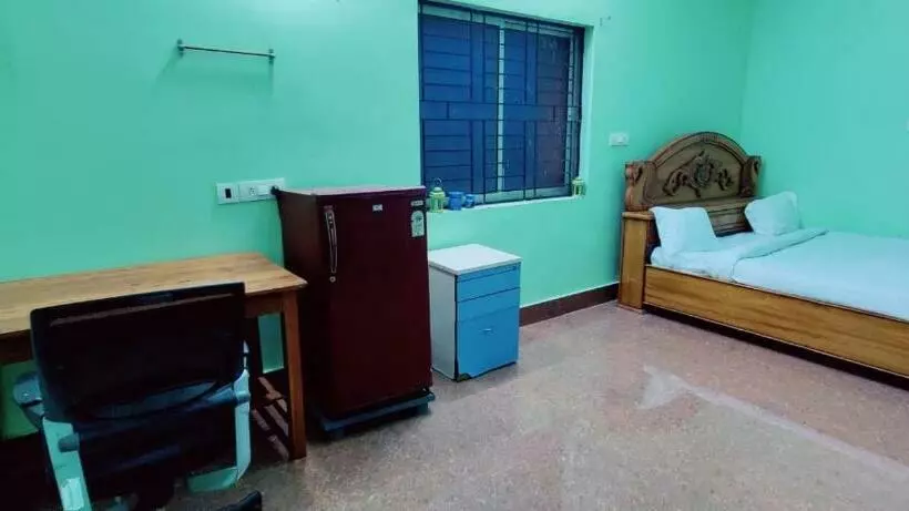 ホテル Spot On Senapati Inn Khandagiri