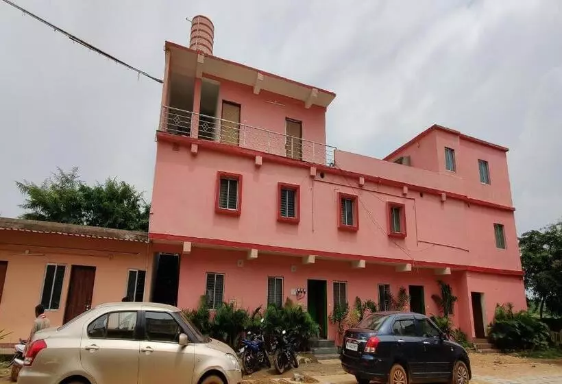 ホテル Spot On Senapati Inn Khandagiri