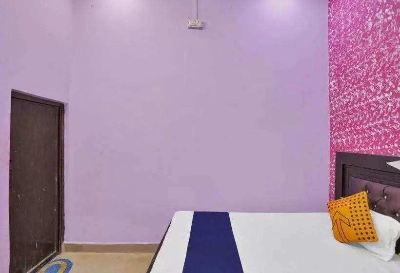 Hotelli Spot On 82118  Aniruddha Palace