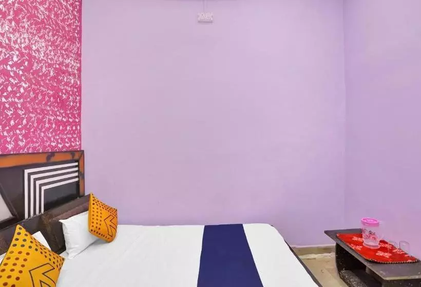 Hotelli Spot On 82118  Aniruddha Palace