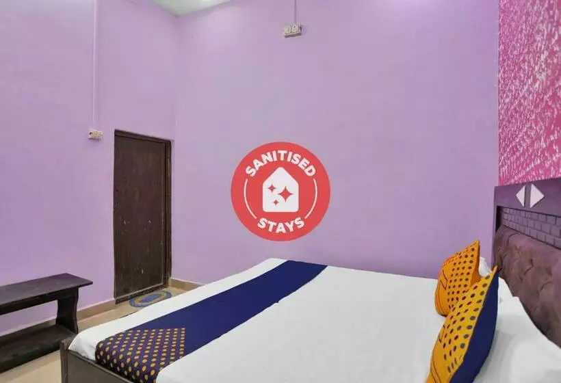 Hotelli Spot On 82118  Aniruddha Palace