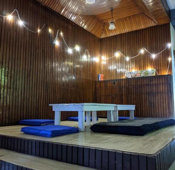 فندق صغير Mezenga Backpackers