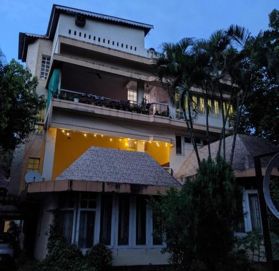 فندق صغير Mezenga Backpackers