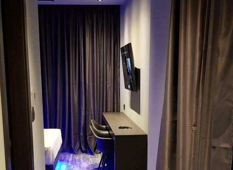 Leoni Hotel & Private Spa