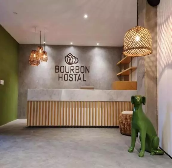 هتل Bourbon Hostal