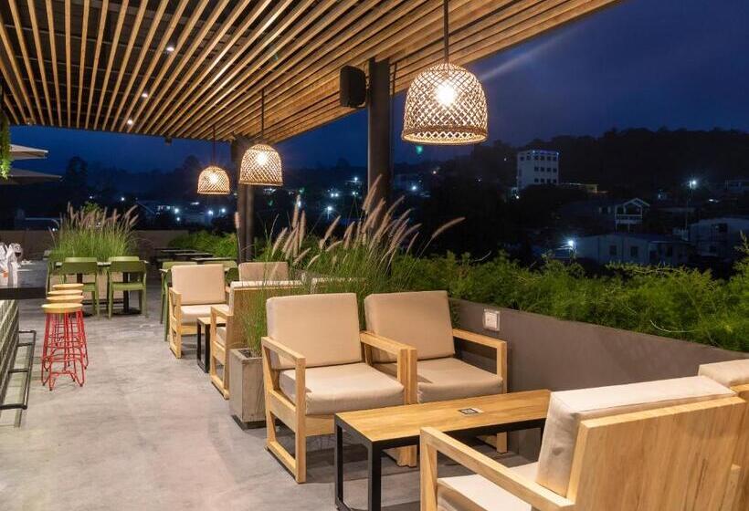 هتل Bourbon Hostal