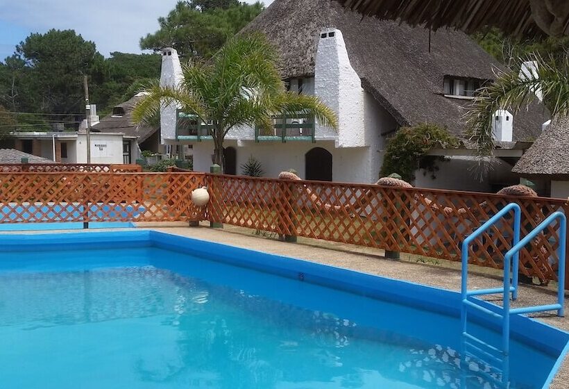 בית מלון כפרי Bungalows Los Lucianos Del Piemonte