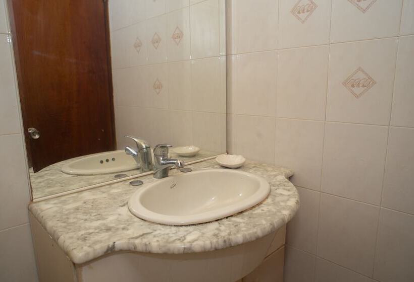 בית מלון כפרי Bungalows Los Lucianos Del Piemonte