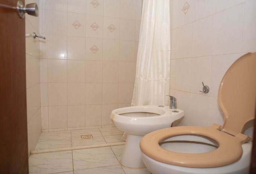 בית מלון כפרי Bungalows Los Lucianos Del Piemonte