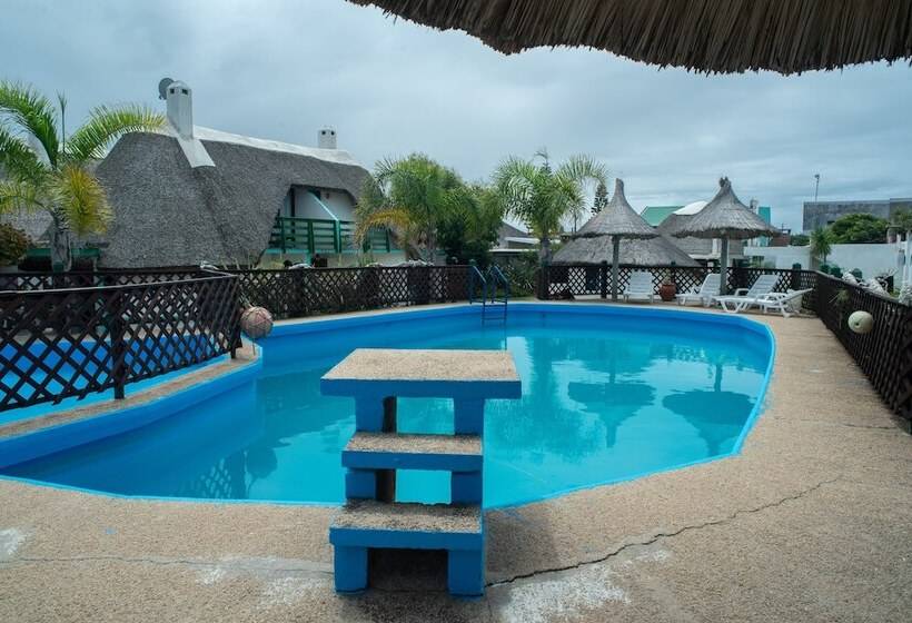 בית מלון כפרי Bungalows Los Lucianos Del Piemonte