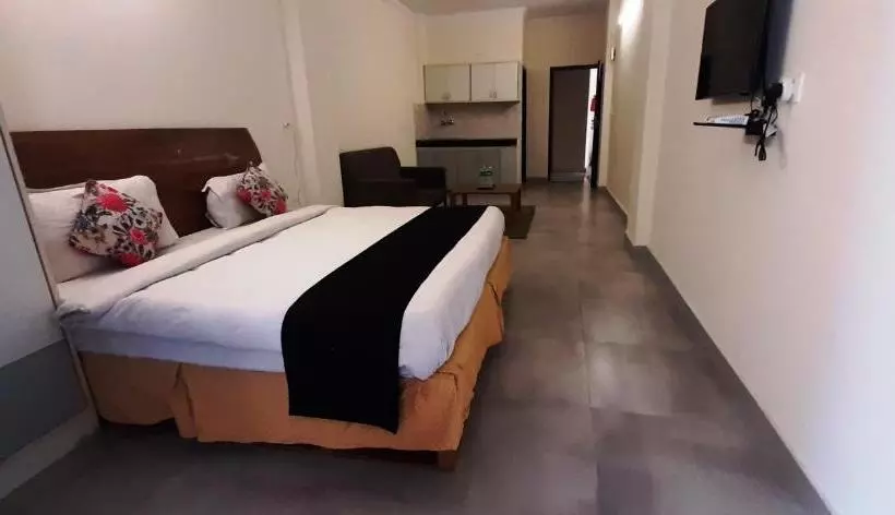 هتل Grand Classy Inn