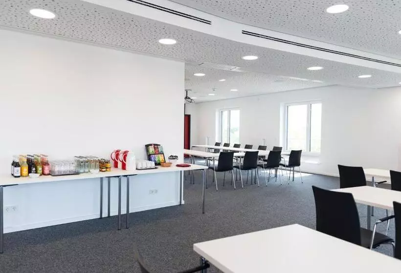 ホテル Havenhostel Stade