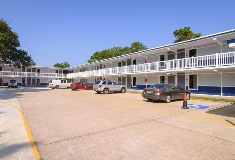 Hotelli Heart Of Manteo