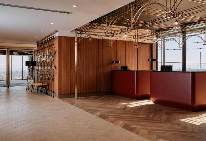 Отель Mercure Melbourne Doncaster