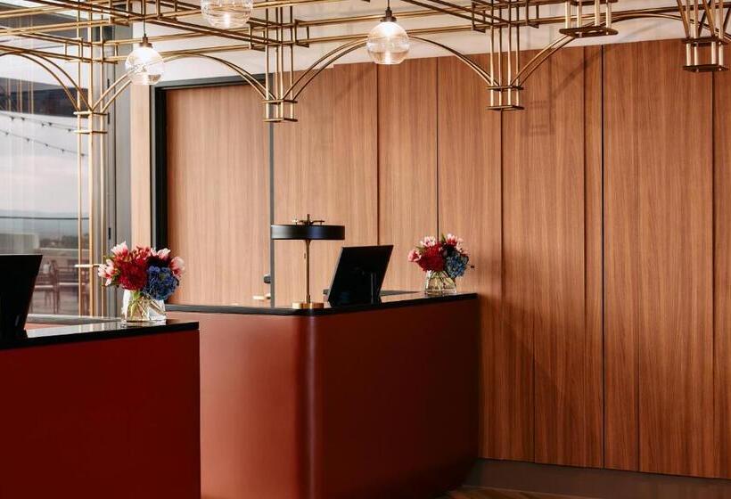 Отель Mercure Melbourne Doncaster