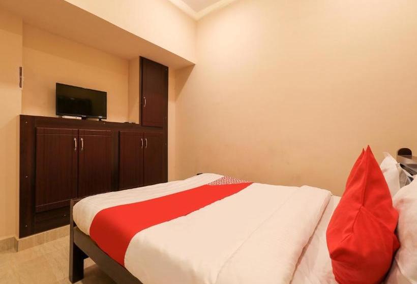 Szálloda Oyo 77439 Neomaxian Tower