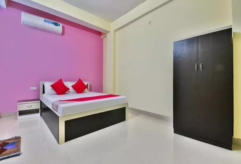 هتل Oyo 81683  Always Welcome