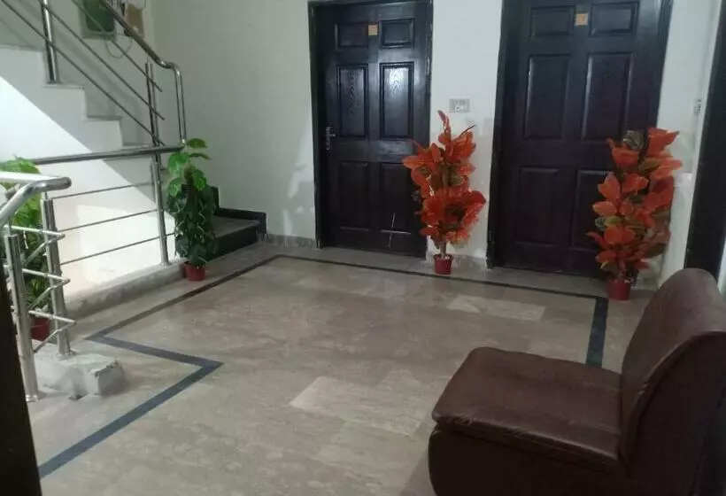 Family Hotel Lahore