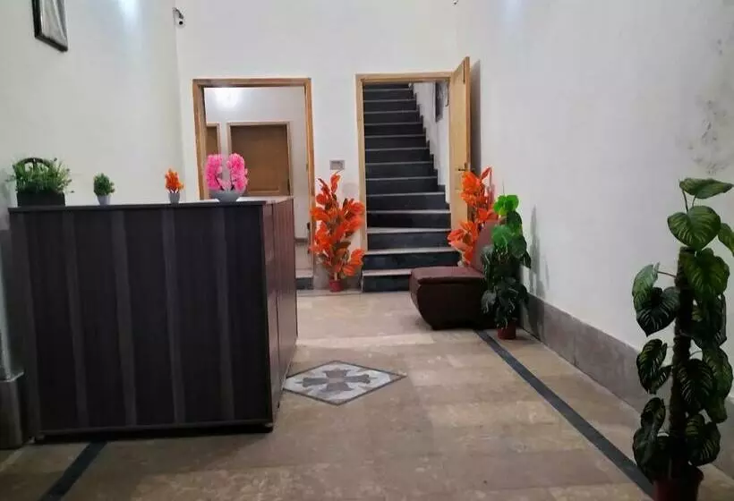 Family Hotel Lahore