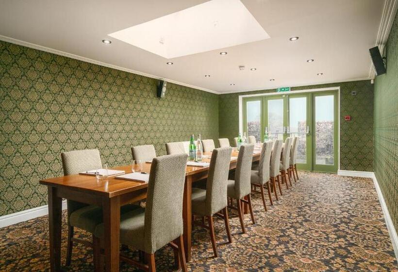 Hotel The Chilterns Fox