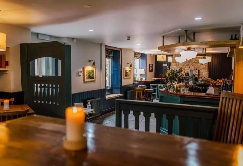 Hotelli The Queens Chew Magna