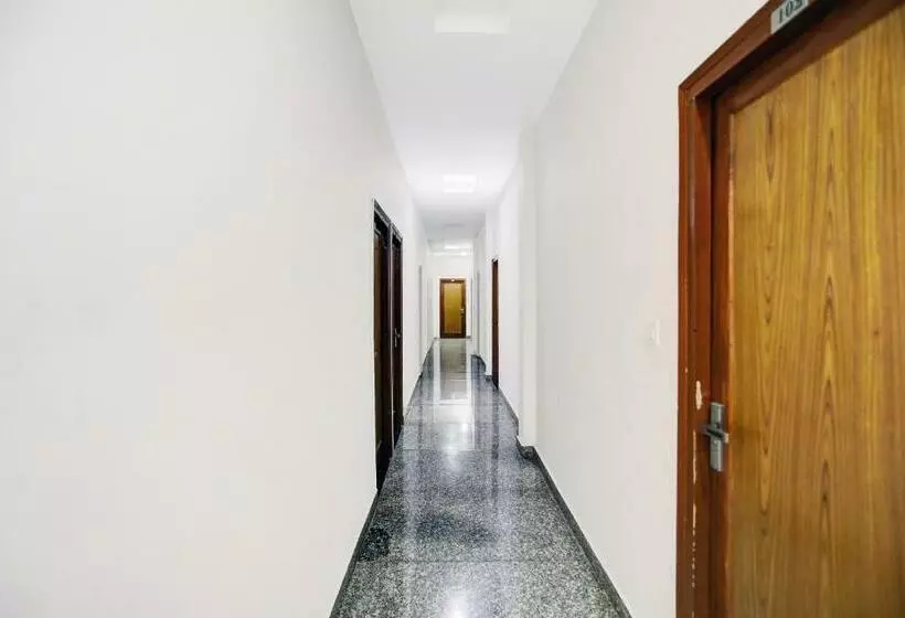 Townhouse 481 Hotel City Star