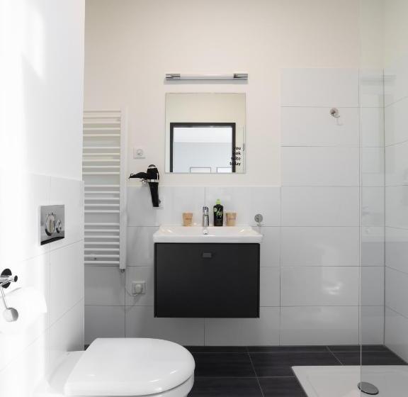 Limehome Mönchengladbach Fliethstraße