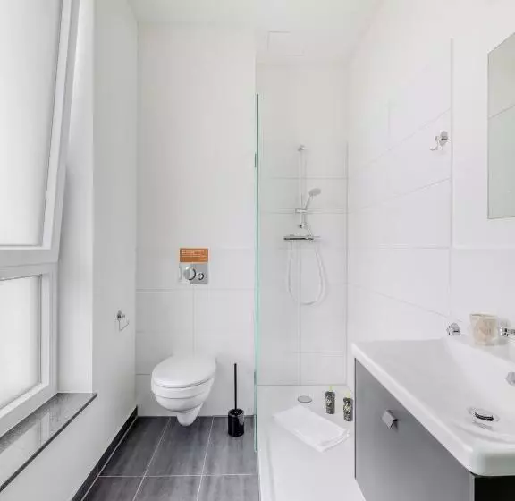 Limehome Mönchengladbach Fliethstraße