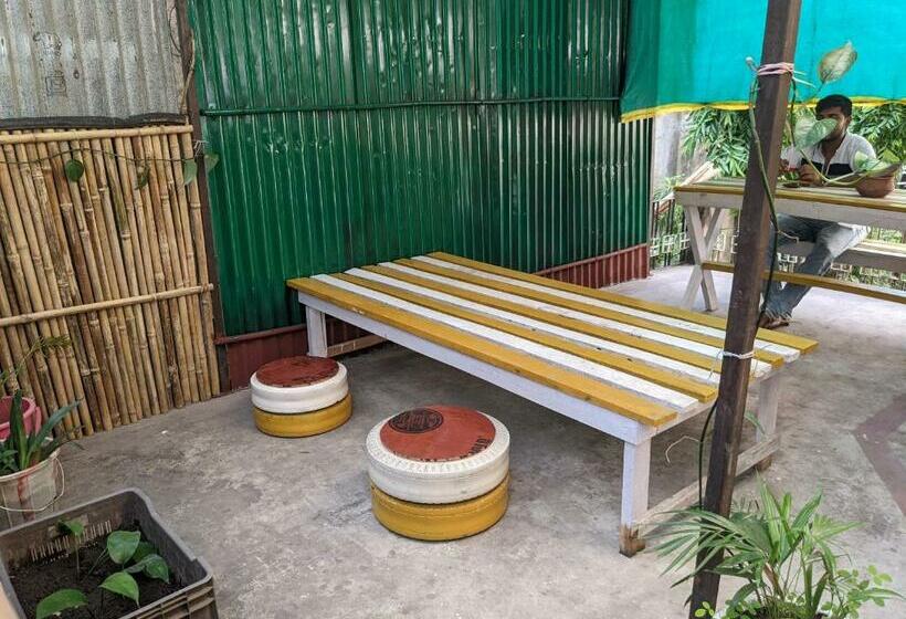 فندق صغير Mezenga Backpackers