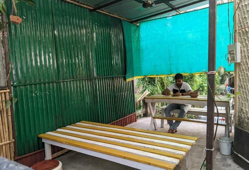 فندق صغير Mezenga Backpackers