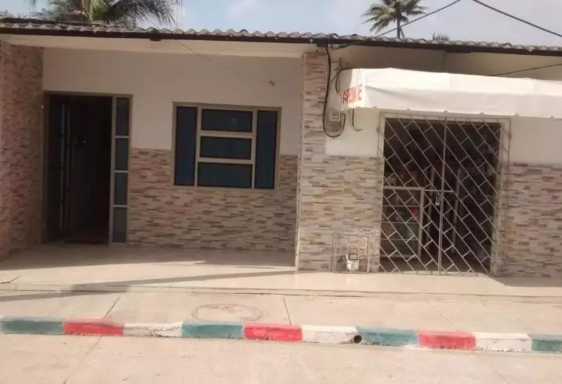 ペンション El Puerto